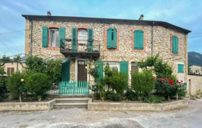 Lovely Home In Menglon With Kitchen
